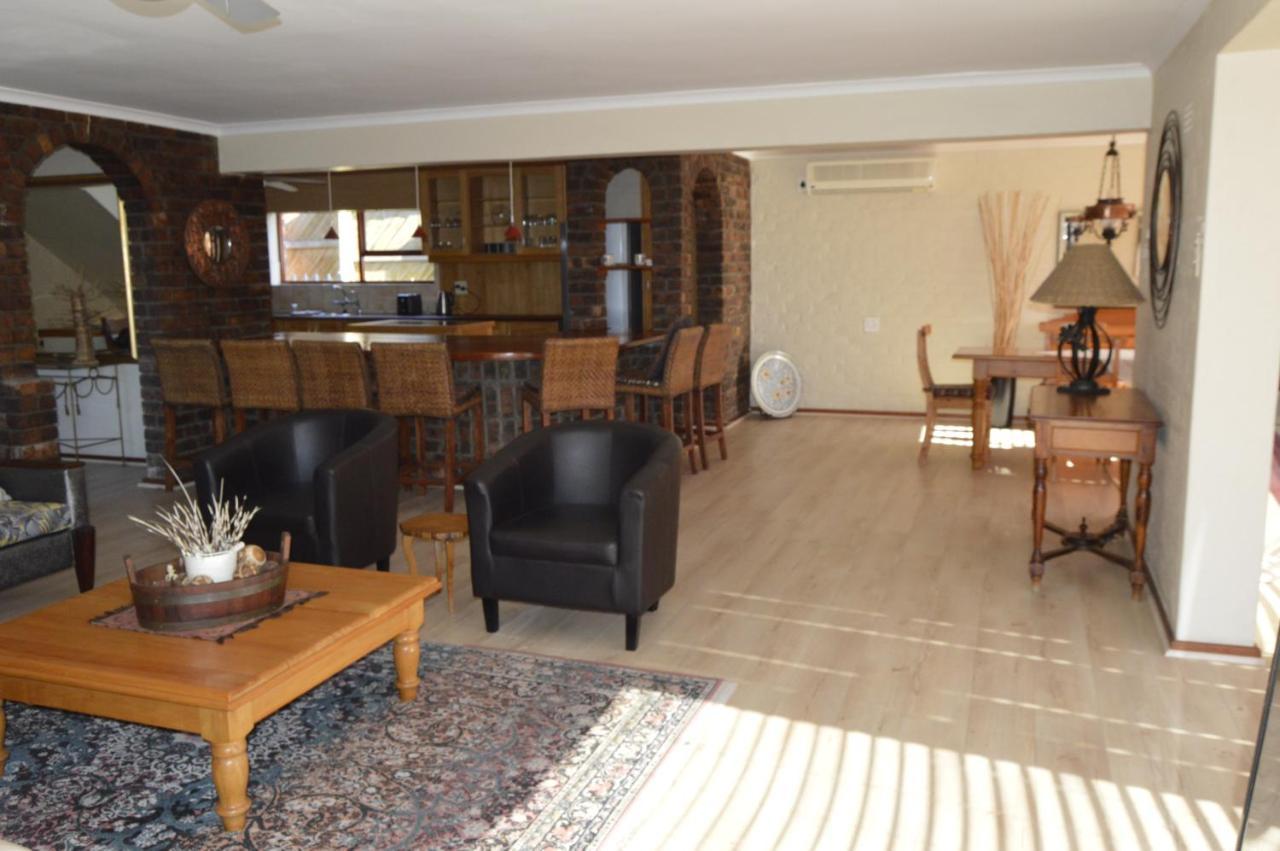 Harbourview Self Catering Apartment Gordonʼs Bay Exterior foto